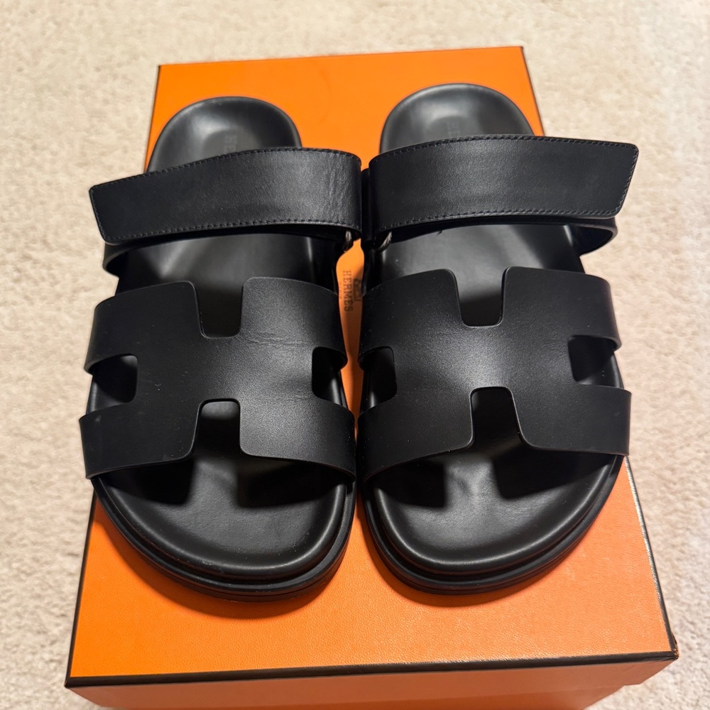 Hermès Chypre Sandal, Women’s, Leather Noir Black Size 38 or US size 8